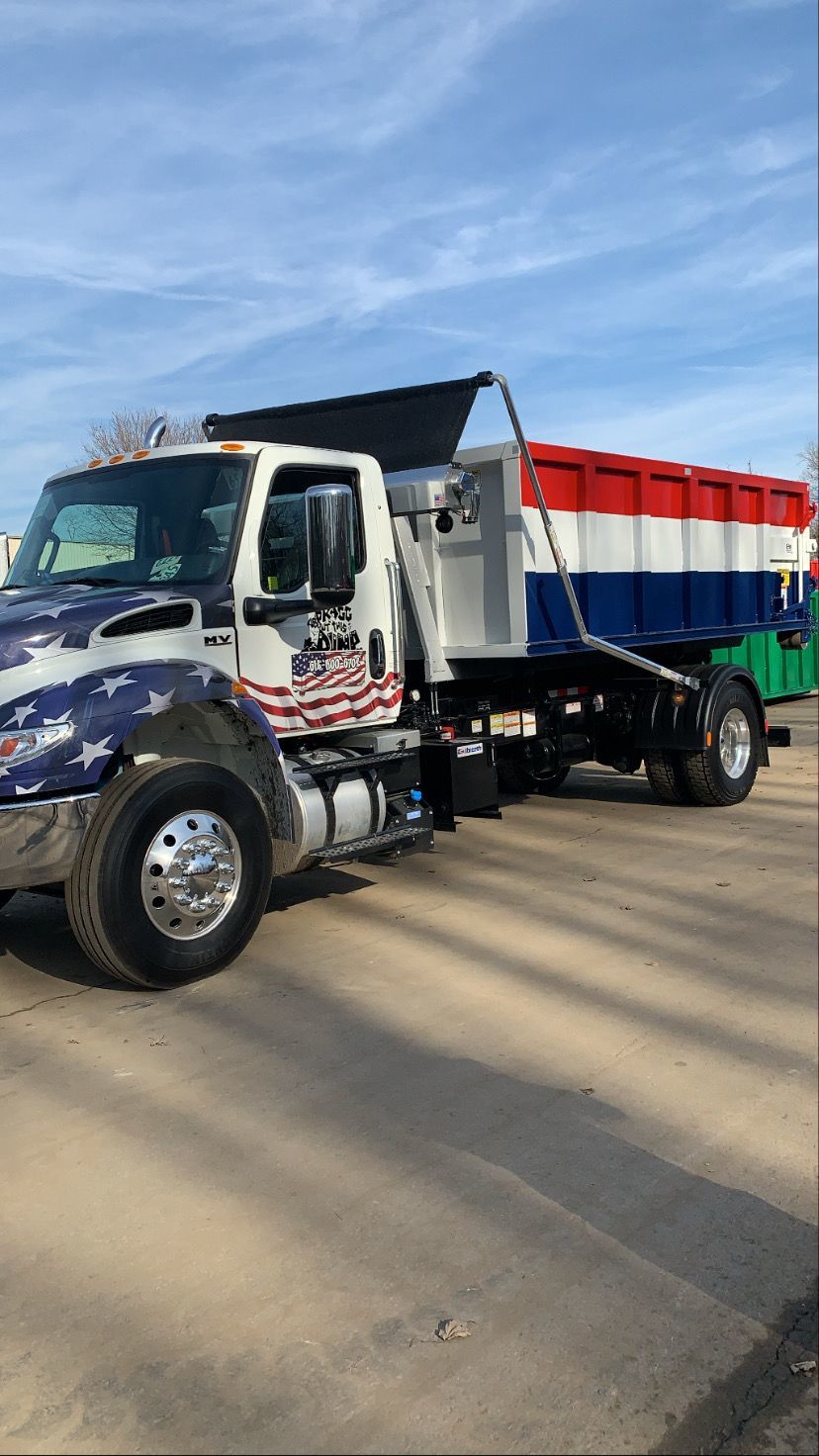 bragg-dumpster-truck